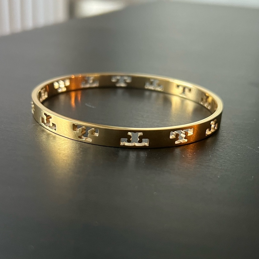 Tory Burch gold bangle bracelet!! 💖